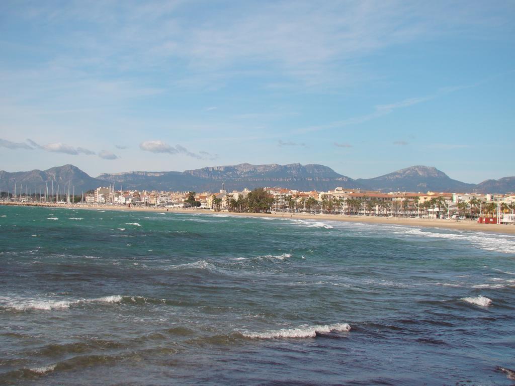 Apartamento Playa Esquirol Cambrils Buitenkant foto